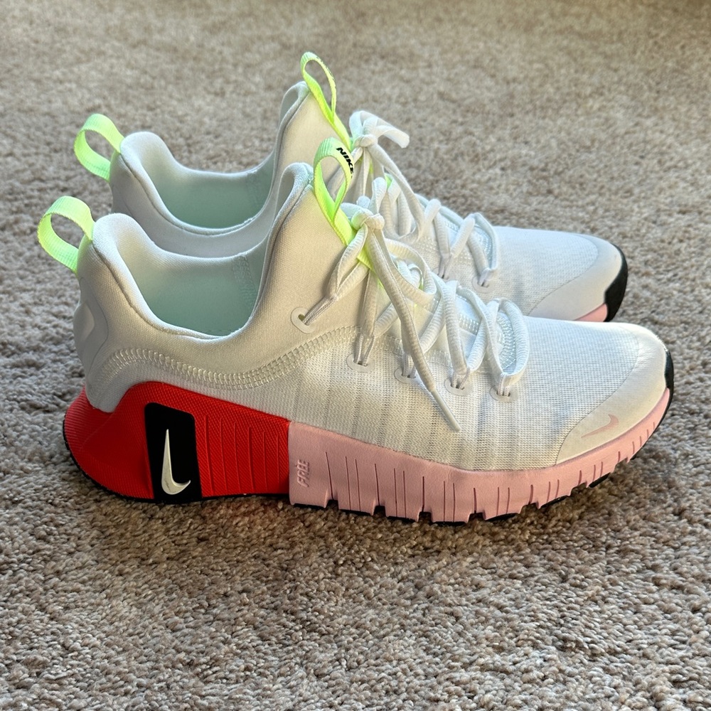 Nike Women’s 8.5 Metcon